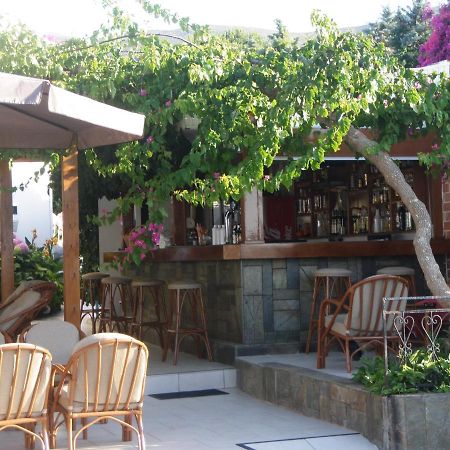 Alexandra Rooms Малиа Экстерьер фото