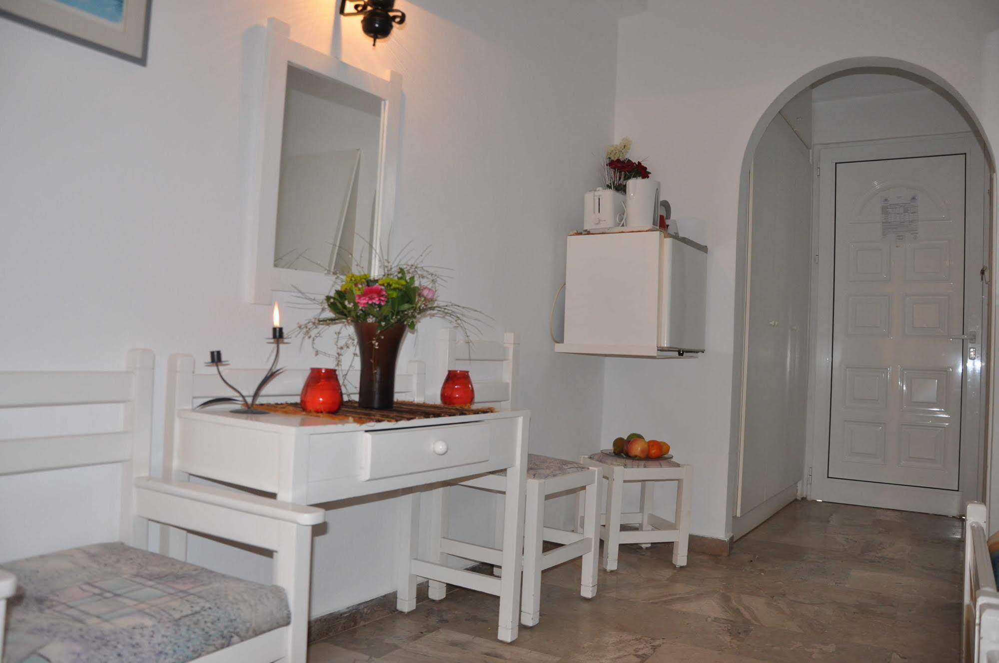 Alexandra Rooms Малиа Экстерьер фото